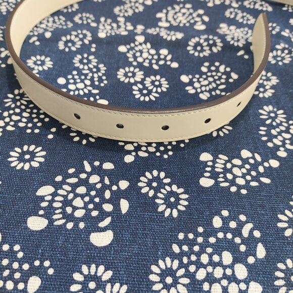 Miu Miu Classic Series Gold-Tone Logo Leather Belt main image 7